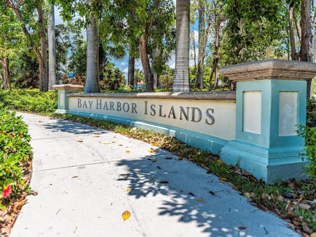 Amazing 5 - Bed Apartments Perfect For A Large Family Bal Harbour Exterior photo
