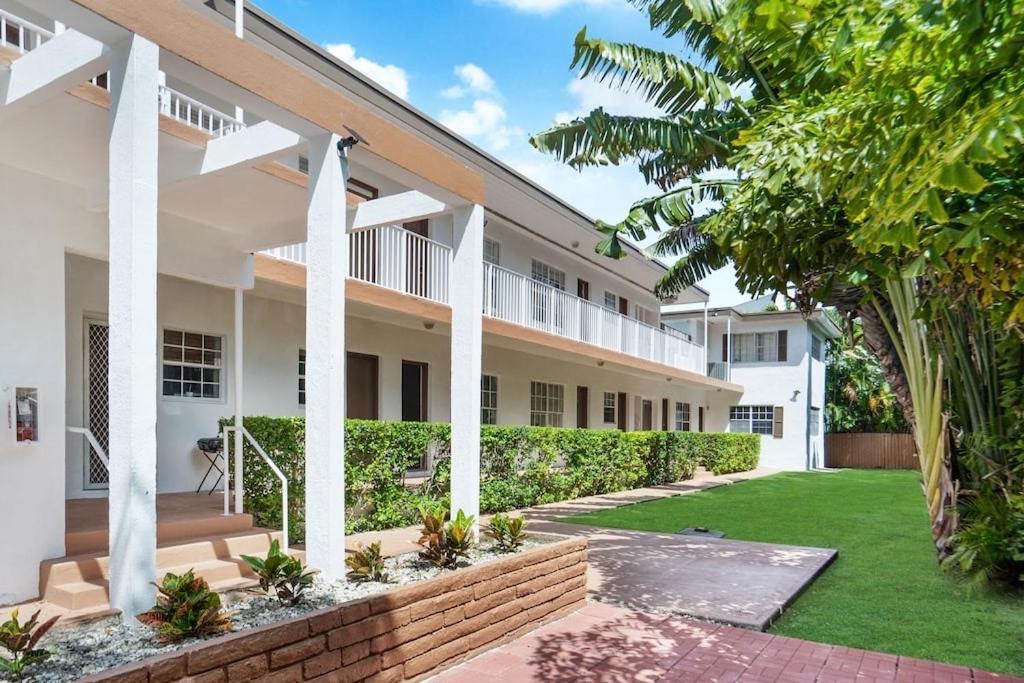 Amazing 5 - Bed Apartments Perfect For A Large Family Bal Harbour Exterior photo